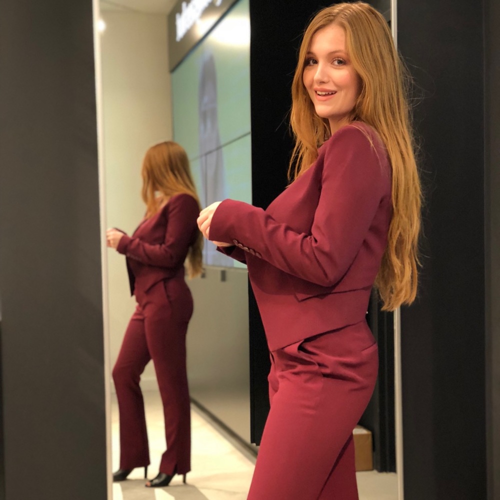 Meet your Posher, Harley